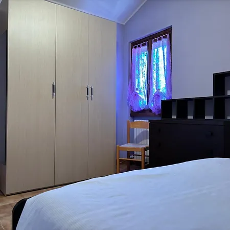 Casa Sonia - Larihome A52 Lägenhet Dongo